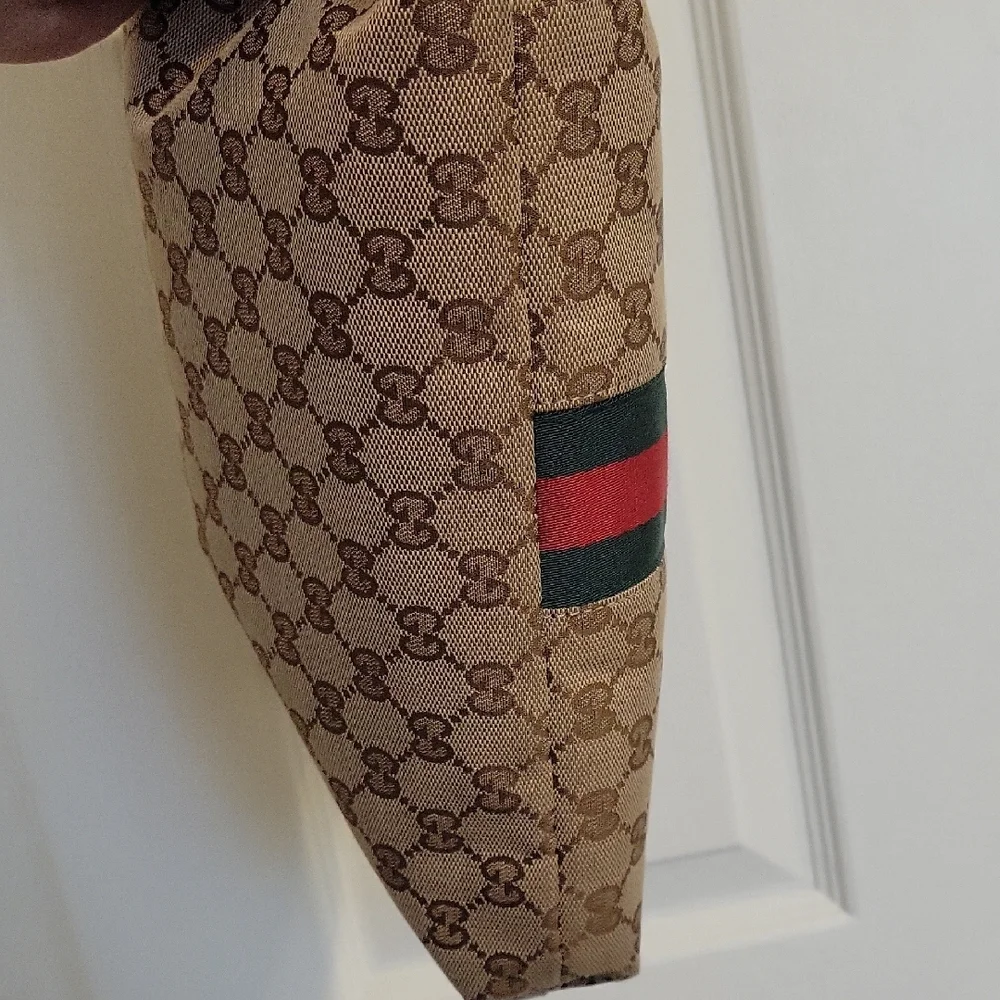 Gucci Beige GG Canvas Crossbody with Red and Green Web Stripe - Picture 6 of 16